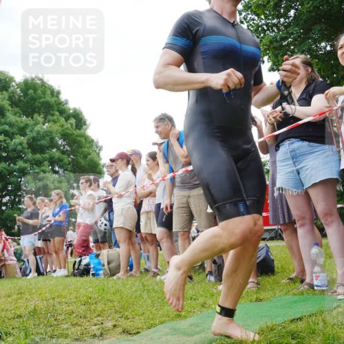 21.06.2026 - 29. Vierlanden-Triathlon LAZAROV Photography http://msf.ph/oto/9840856 21.06.2026 10:58:21 Schwimmen 668, 691, 715, 719 meine-sportfotos.de