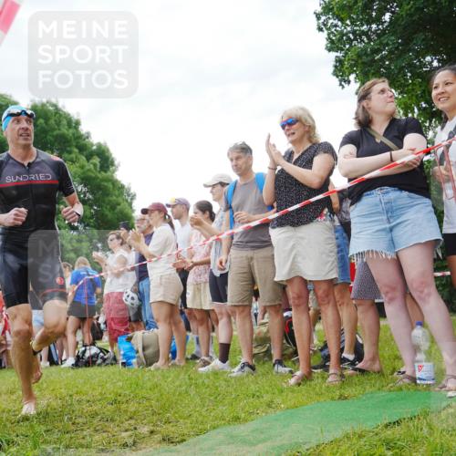 21.06.2026 - 29. Vierlanden-Triathlon LAZAROV Photography http://msf.ph/oto/9840911 21.06.2026 10:58:45 Schwimmen 630, 675, 721 meine-sportfotos.de