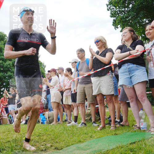 21.06.2026 - 29. Vierlanden-Triathlon LAZAROV Photography http://msf.ph/oto/9840913 21.06.2026 10:58:45 Schwimmen 630, 675, 721 meine-sportfotos.de