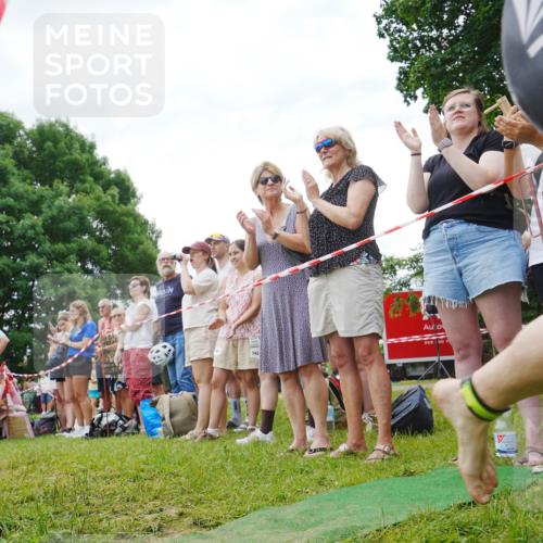 21.06.2026 - 29. Vierlanden-Triathlon LAZAROV Photography http://msf.ph/oto/9840961 21.06.2026 10:59:39 Schwimmen 682 meine-sportfotos.de