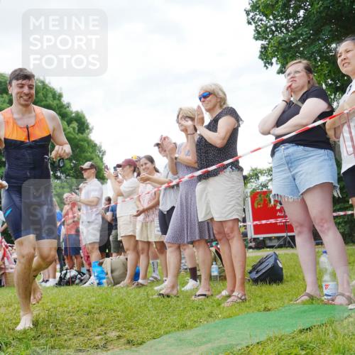 21.06.2026 - 29. Vierlanden-Triathlon LAZAROV Photography http://msf.ph/oto/9840986 21.06.2026 11:01:47 Schwimmen 673 meine-sportfotos.de