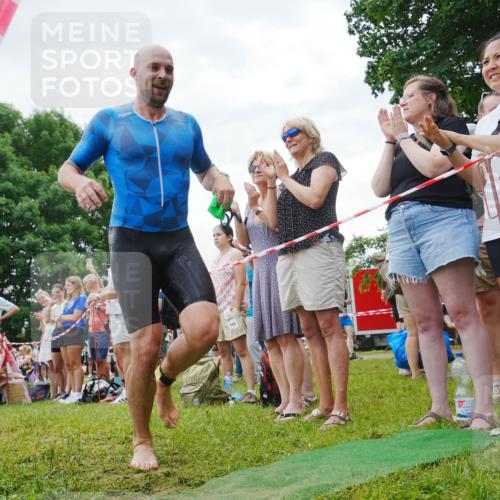 21.06.2026 - 29. Vierlanden-Triathlon LAZAROV Photography http://msf.ph/oto/9841007 21.06.2026 11:02:22 Schwimmen 643, 652, 693, 716, 729 meine-sportfotos.de