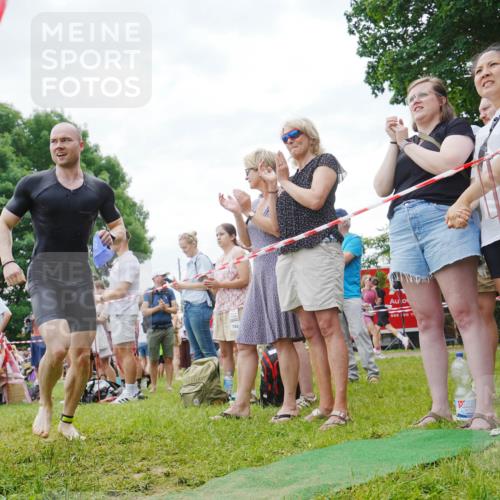 21.06.2026 - 29. Vierlanden-Triathlon LAZAROV Photography http://msf.ph/oto/9841019 21.06.2026 11:02:59 Schwimmen 659, 688, 720, 757 meine-sportfotos.de