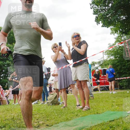 21.06.2026 - 29. Vierlanden-Triathlon LAZAROV Photography http://msf.ph/oto/9841069 21.06.2026 11:06:50 Schwimmen 635, 664, 717, 737 meine-sportfotos.de
