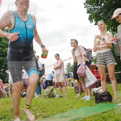 21.06.2026 - 29. Vierlanden-Triathlon LAZAROV Photography http://msf.ph/oto/9841084 21.06.2026 11:09:22 Schwimmen 800 meine-sportfotos.de