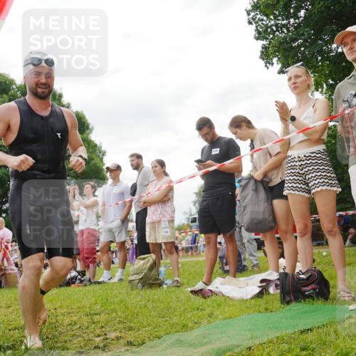 21.06.2026 - 29. Vierlanden-Triathlon LAZAROV Photography http://msf.ph/oto/9841107 21.06.2026 11:11:20 Schwimmen 692, 750, 811 meine-sportfotos.de