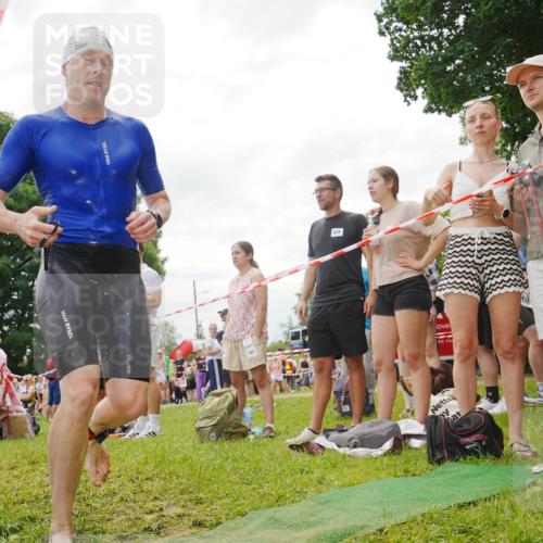 21.06.2026 - 29. Vierlanden-Triathlon LAZAROV Photography http://msf.ph/oto/9841118 21.06.2026 11:12:41 Schwimmen 759, 766, 772 meine-sportfotos.de