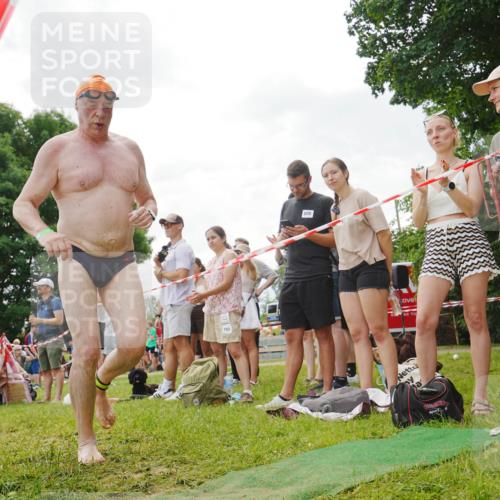21.06.2026 - 29. Vierlanden-Triathlon LAZAROV Photography http://msf.ph/oto/9841154 21.06.2026 11:19:21 Schwimmen 900 meine-sportfotos.de