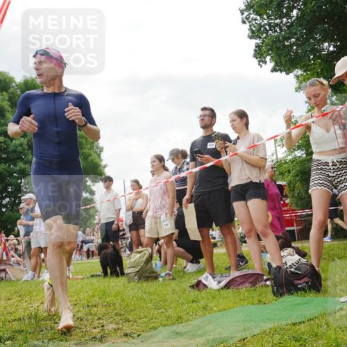 21.06.2026 - 29. Vierlanden-Triathlon LAZAROV Photography http://msf.ph/oto/9841167 21.06.2026 11:21:55 Schwimmen 806 meine-sportfotos.de