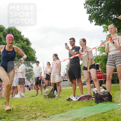 21.06.2026 - 29. Vierlanden-Triathlon LAZAROV Photography http://msf.ph/oto/9841172 21.06.2026 11:22:35 Schwimmen 848, 873, 899, 906 meine-sportfotos.de