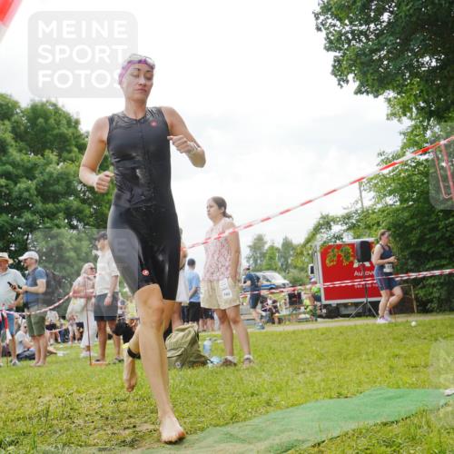 21.06.2026 - 29. Vierlanden-Triathlon LAZAROV Photography http://msf.ph/oto/9841185 21.06.2026 11:24:08 Schwimmen 865, 890 meine-sportfotos.de