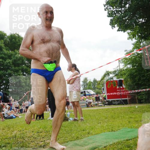 21.06.2026 - 29. Vierlanden-Triathlon LAZAROV Photography http://msf.ph/oto/9841189 21.06.2026 11:24:31 Schwimmen 818, 831, 840, 903 meine-sportfotos.de