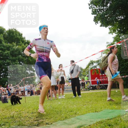 21.06.2026 - 29. Vierlanden-Triathlon LAZAROV Photography http://msf.ph/oto/9841201 21.06.2026 11:25:45 Schwimmen 849 meine-sportfotos.de