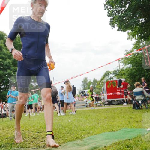 21.06.2026 - 29. Vierlanden-Triathlon LAZAROV Photography http://msf.ph/oto/9841216 21.06.2026 11:28:10 Schwimmen 816 meine-sportfotos.de