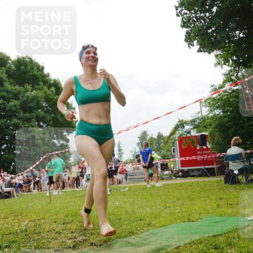 21.06.2026 - 29. Vierlanden-Triathlon LAZAROV Photography http://msf.ph/oto/9841219 21.06.2026 11:29:41 Schwimmen 851, 895 meine-sportfotos.de