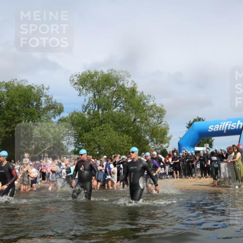 21.06.2026 - Viking Triathlon Michael Strokosch http://msf.ph/oto/9841248 21.06.2026 10:09:18 Schwimmen 127, 141, 155, 347, 385, 431, 502, 504, 529, 532, 538, 561, 639, 646, 670 meine-sportfotos.de