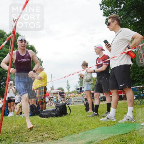 21.06.2026 - 29. Vierlanden-Triathlon LAZAROV Photography http://msf.ph/oto/9841251 21.06.2026 12:01:43 Schwimmen 909, 952, 953, 970, 974 meine-sportfotos.de