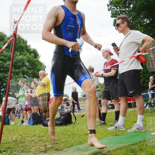 21.06.2026 - 29. Vierlanden-Triathlon LAZAROV Photography http://msf.ph/oto/9841256 21.06.2026 12:01:46 Schwimmen 909, 952, 953, 959, 974 meine-sportfotos.de