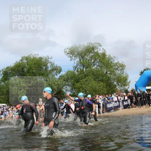 21.06.2026 - Viking Triathlon Michael Strokosch http://msf.ph/oto/9841265 21.06.2026 10:09:20 Schwimmen 52, 61, 127, 141, 309, 385, 439, 504, 512, 529, 532, 538, 561, 646, 670 meine-sportfotos.de