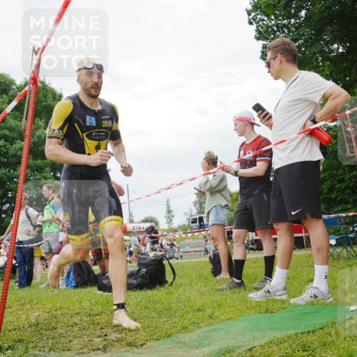 21.06.2026 - 29. Vierlanden-Triathlon LAZAROV Photography http://msf.ph/oto/9841268 21.06.2026 12:02:01 Schwimmen 911, 914, 920, 934, 946, 951 meine-sportfotos.de