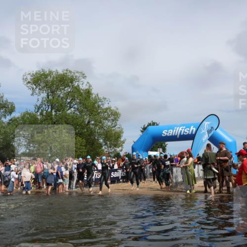 21.06.2026 - Viking Triathlon Michael Strokosch http://msf.ph/oto/9841271 21.06.2026 10:09:22 Schwimmen 52, 61, 127, 141, 309, 385, 439, 504, 512, 529, 532, 538, 561, 646, 670 meine-sportfotos.de