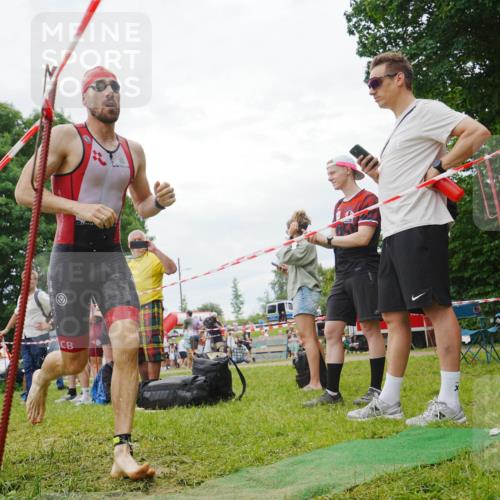 21.06.2026 - 29. Vierlanden-Triathlon LAZAROV Photography http://msf.ph/oto/9841272 21.06.2026 12:02:02 Schwimmen 914, 920, 934, 946, 951 meine-sportfotos.de