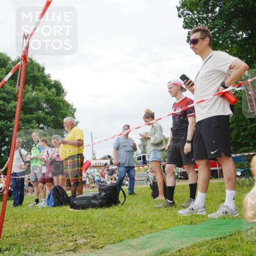 21.06.2026 - 29. Vierlanden-Triathlon LAZAROV Photography http://msf.ph/oto/9841274 21.06.2026 12:02:11 Schwimmen 910, 946, 950 meine-sportfotos.de