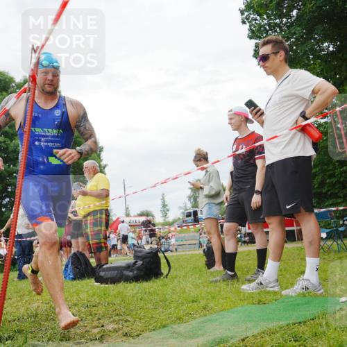 21.06.2026 - 29. Vierlanden-Triathlon LAZAROV Photography http://msf.ph/oto/9841280 21.06.2026 12:02:18 Schwimmen 910, 935, 950 meine-sportfotos.de