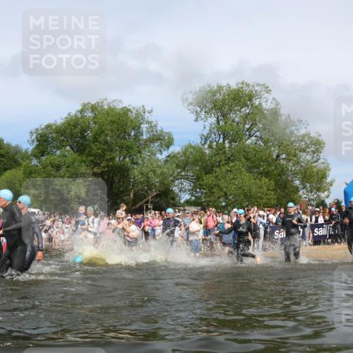 21.06.2026 - Viking Triathlon Michael Strokosch http://msf.ph/oto/9841281 21.06.2026 10:09:24 Schwimmen 52, 61, 141, 309, 439, 504, 512, 532, 538, 561, 646 meine-sportfotos.de