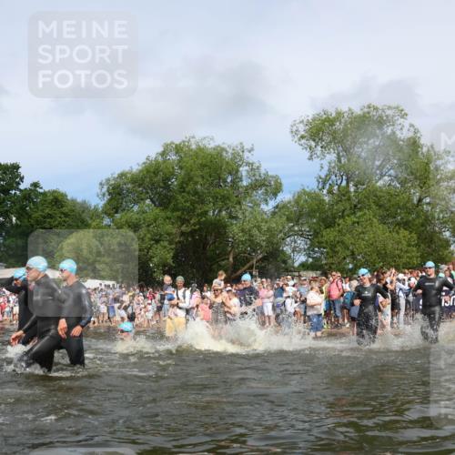 21.06.2026 - Viking Triathlon Michael Strokosch http://msf.ph/oto/9841283 21.06.2026 10:09:24 Schwimmen 52, 61, 141, 309, 439, 504, 512, 532, 538, 561, 646 meine-sportfotos.de