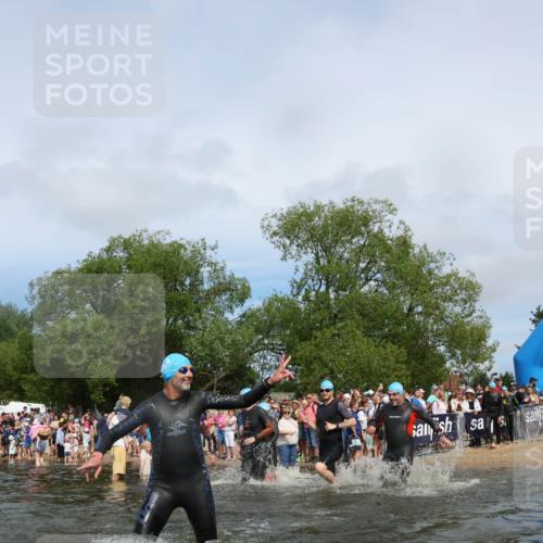 21.06.2026 - Viking Triathlon Michael Strokosch http://msf.ph/oto/9841319 21.06.2026 10:09:30 Schwimmen 52, 61, 117, 174, 244, 264, 305, 309, 357, 417, 439, 491, 512, 557 meine-sportfotos.de