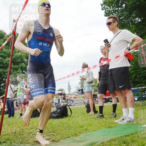 21.06.2026 - 29. Vierlanden-Triathlon LAZAROV Photography http://msf.ph/oto/9841326 21.06.2026 12:02:40 Schwimmen 908, 912, 923, 925, 933, 938, 943, 945, 962, 969 meine-sportfotos.de