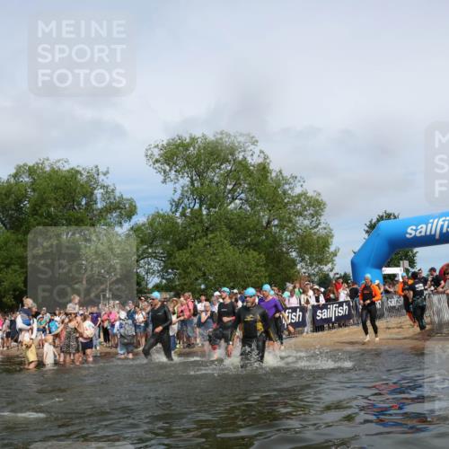21.06.2026 - Viking Triathlon Michael Strokosch http://msf.ph/oto/9841340 21.06.2026 10:09:35 Schwimmen 39, 117, 174, 244, 264, 305, 357, 379, 417, 491, 515, 557 meine-sportfotos.de