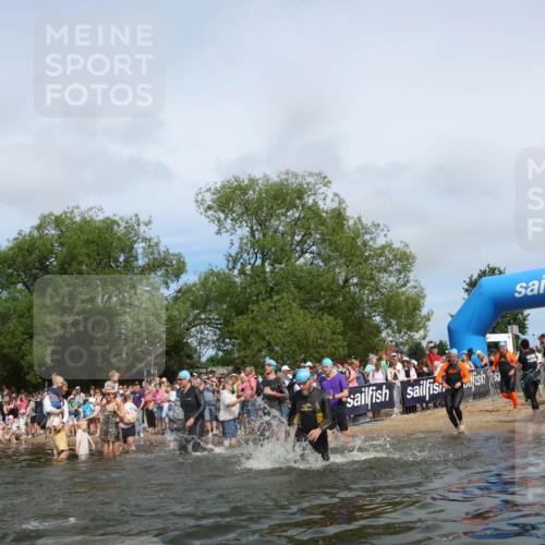 21.06.2026 - Viking Triathlon Michael Strokosch http://msf.ph/oto/9841342 21.06.2026 10:09:35 Schwimmen 39, 117, 174, 244, 264, 305, 357, 379, 417, 491, 515, 557 meine-sportfotos.de