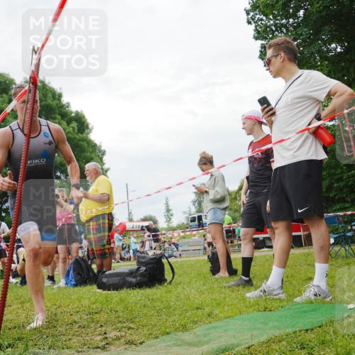 21.06.2026 - 29. Vierlanden-Triathlon LAZAROV Photography http://msf.ph/oto/9841370 21.06.2026 12:02:45 Schwimmen 908, 921, 923, 933, 943, 945, 960, 962, 969, 977 meine-sportfotos.de