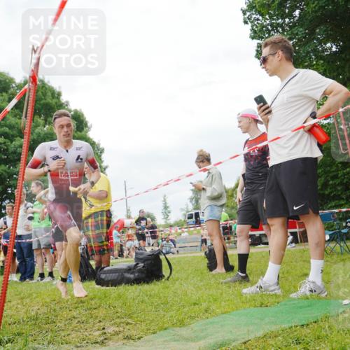 21.06.2026 - 29. Vierlanden-Triathlon LAZAROV Photography http://msf.ph/oto/9841379 21.06.2026 12:02:46 Schwimmen 908, 921, 923, 926, 933, 943, 945, 960, 962, 969, 977 meine-sportfotos.de
