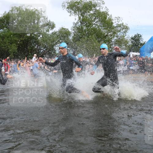 21.06.2026 - Viking Triathlon Michael Strokosch http://msf.ph/oto/9841412 21.06.2026 10:00:23 Schwimmen 1, 2, 4, 7, 8, 9, 10, 19, 21, 29, 103, 189, 517, 547, 575, 637, 669 meine-sportfotos.de