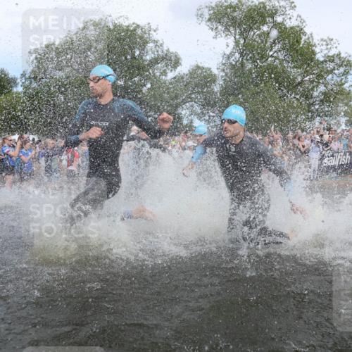 21.06.2026 - Viking Triathlon Michael Strokosch http://msf.ph/oto/9841414 21.06.2026 10:00:24 Schwimmen 1, 2, 4, 7, 8, 9, 10, 19, 21, 29, 103, 189, 517, 547, 575, 610, 637, 669 meine-sportfotos.de