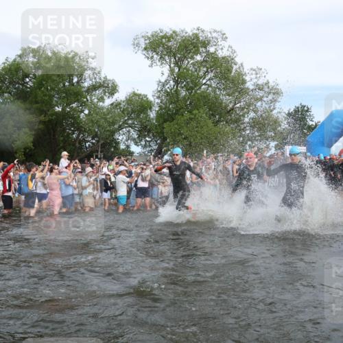 21.06.2026 - Viking Triathlon Michael Strokosch http://msf.ph/oto/9841425 21.06.2026 10:00:27 Schwimmen 1, 2, 4, 9, 19, 21, 29, 103, 189, 517, 547, 575, 610, 637, 669 meine-sportfotos.de