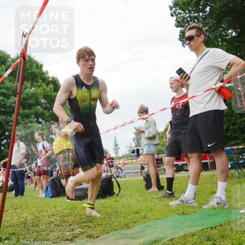 21.06.2026 - 29. Vierlanden-Triathlon LAZAROV Photography http://msf.ph/oto/9841438 21.06.2026 12:03:18 Schwimmen 916, 949, 961, 973, 980 meine-sportfotos.de