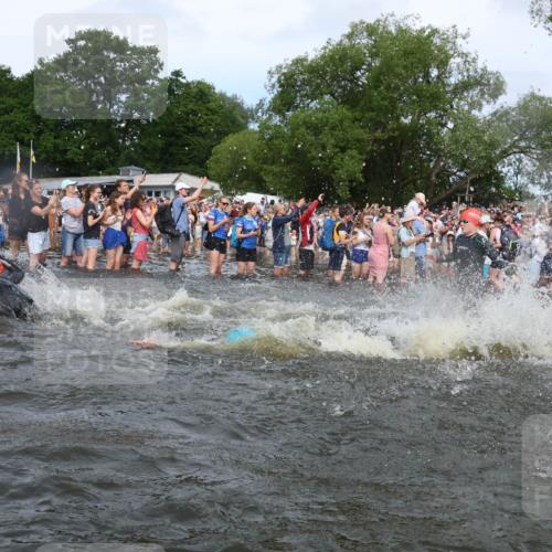 21.06.2026 - Viking Triathlon Michael Strokosch http://msf.ph/oto/9841472 21.06.2026 10:00:39 Schwimmen 25, 31, 46, 104, 334, 422, 426, 453, 474, 548, 620, 626 meine-sportfotos.de