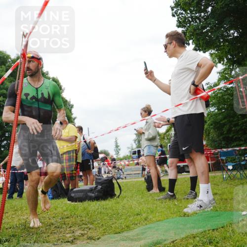 21.06.2026 - 29. Vierlanden-Triathlon LAZAROV Photography http://msf.ph/oto/9841473 21.06.2026 12:03:29 Schwimmen 915, 916, 929, 937, 948, 949, 981 meine-sportfotos.de