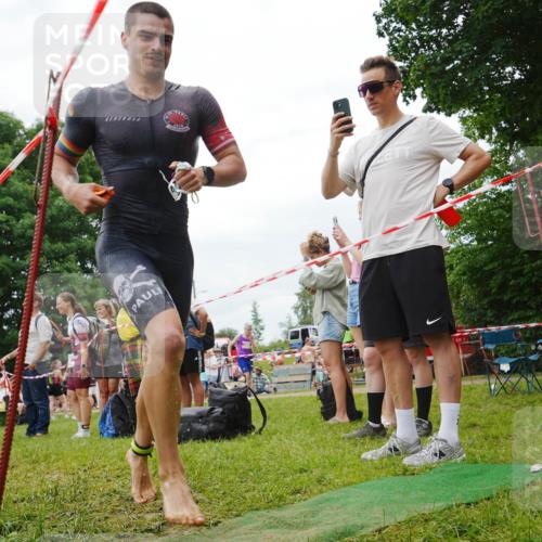 21.06.2026 - 29. Vierlanden-Triathlon LAZAROV Photography http://msf.ph/oto/9841486 21.06.2026 12:03:38 Schwimmen 937, 939, 981 meine-sportfotos.de
