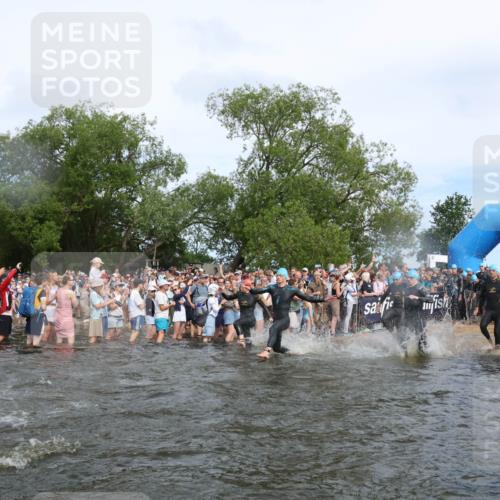 21.06.2026 - Viking Triathlon Michael Strokosch http://msf.ph/oto/9841511 21.06.2026 10:00:47 Schwimmen 46, 104, 119, 176, 371, 426, 441, 453, 466, 548, 565, 569, 620, 626, 643 meine-sportfotos.de