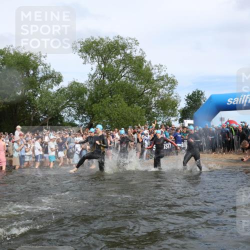 21.06.2026 - Viking Triathlon Michael Strokosch http://msf.ph/oto/9841542 21.06.2026 10:00:52 Schwimmen 27, 42, 46, 74, 98, 119, 176, 218, 371, 426, 441, 466, 565, 569, 643 meine-sportfotos.de