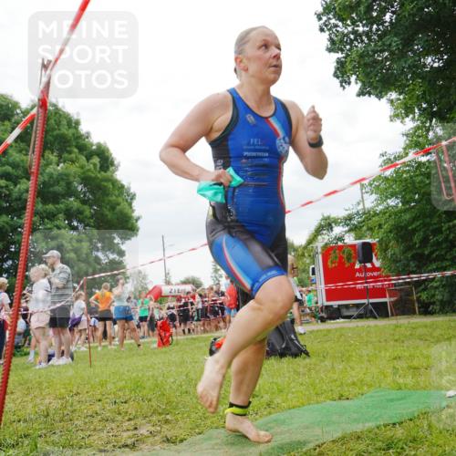21.06.2026 - 29. Vierlanden-Triathlon LAZAROV Photography http://msf.ph/oto/9841572 21.06.2026 12:29:37 Schwimmen 992 meine-sportfotos.de