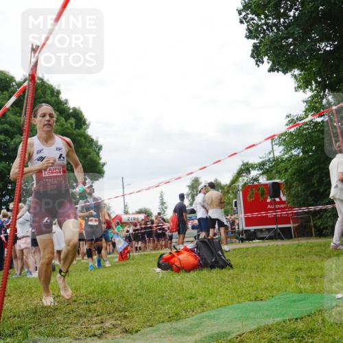 21.06.2026 - 29. Vierlanden-Triathlon LAZAROV Photography http://msf.ph/oto/9841576 21.06.2026 12:29:56 Schwimmen 987, 1004, 1016, 1021 meine-sportfotos.de