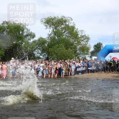 21.06.2026 - Viking Triathlon Michael Strokosch http://msf.ph/oto/9841586 21.06.2026 10:00:59 Schwimmen 14, 17, 27, 42, 74, 98, 180, 218, 249, 337, 454, 506, 527, 623, 640 meine-sportfotos.de