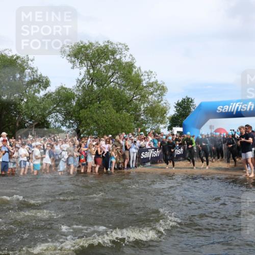 21.06.2026 - Viking Triathlon Michael Strokosch http://msf.ph/oto/9841593 21.06.2026 10:01:00 Schwimmen 14, 17, 27, 42, 74, 98, 180, 218, 249, 337, 454, 506, 527, 623, 640 meine-sportfotos.de