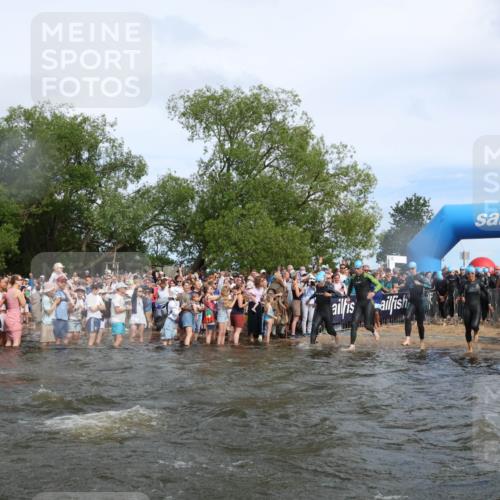 21.06.2026 - Viking Triathlon Michael Strokosch http://msf.ph/oto/9841599 21.06.2026 10:01:01 Schwimmen 14, 17, 27, 42, 74, 98, 180, 218, 249, 337, 454, 506, 527, 623, 640 meine-sportfotos.de